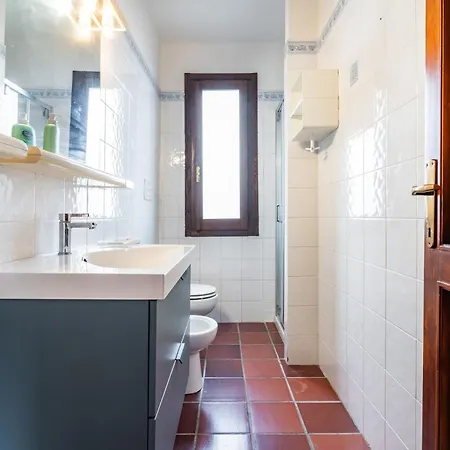 Villa Ulivi 10 *